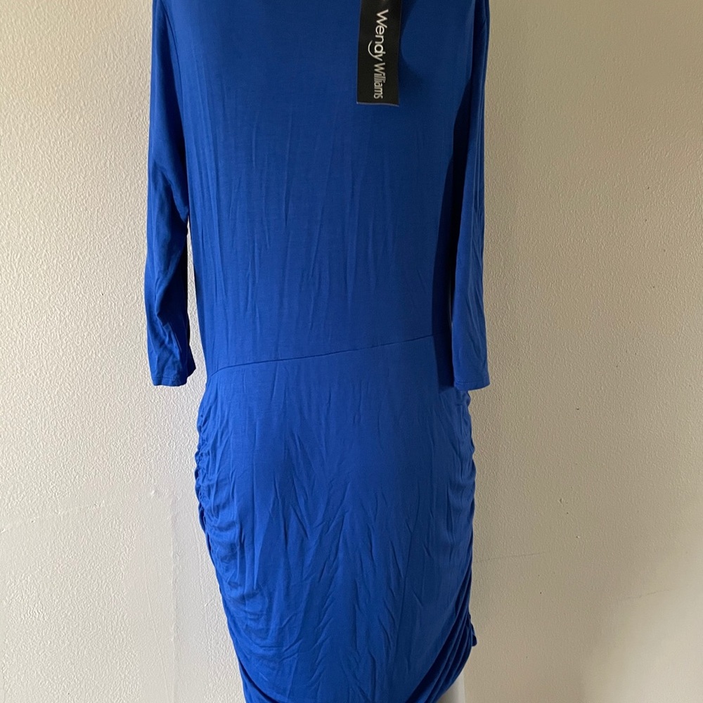 Dress - Picture 5 of 6